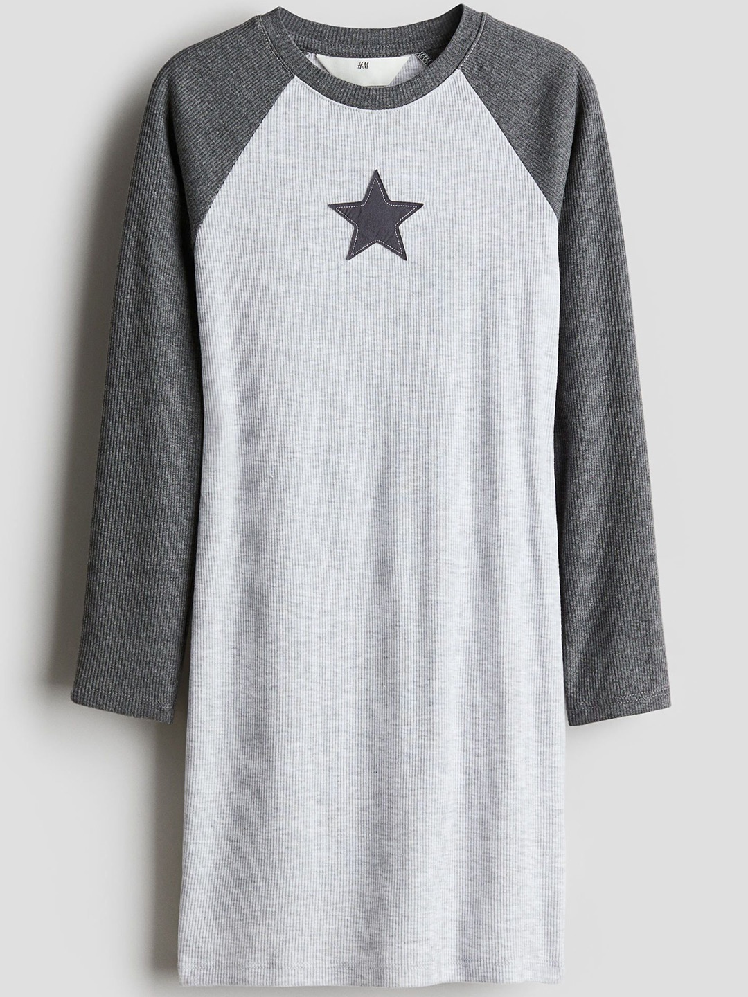 

H&M Girls Printed Raglan-Sleeved Dresses, Grey
