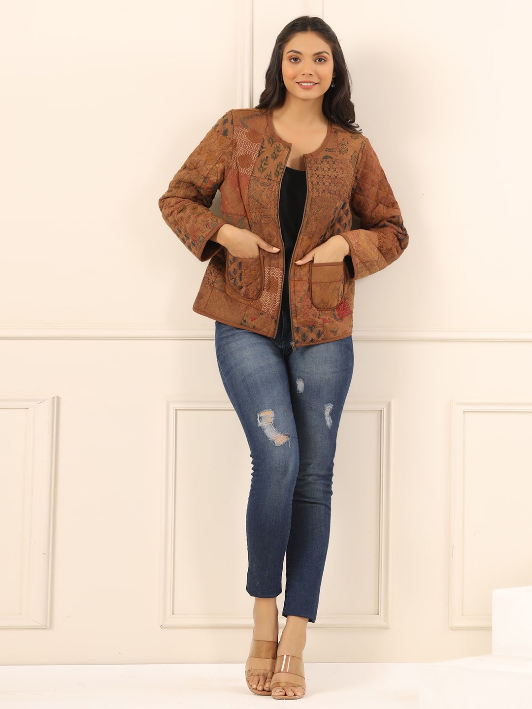 

SANSKRUTIHOMES Women Collarless Floral Printed Cotton Casual Quilted Jacket, Brown