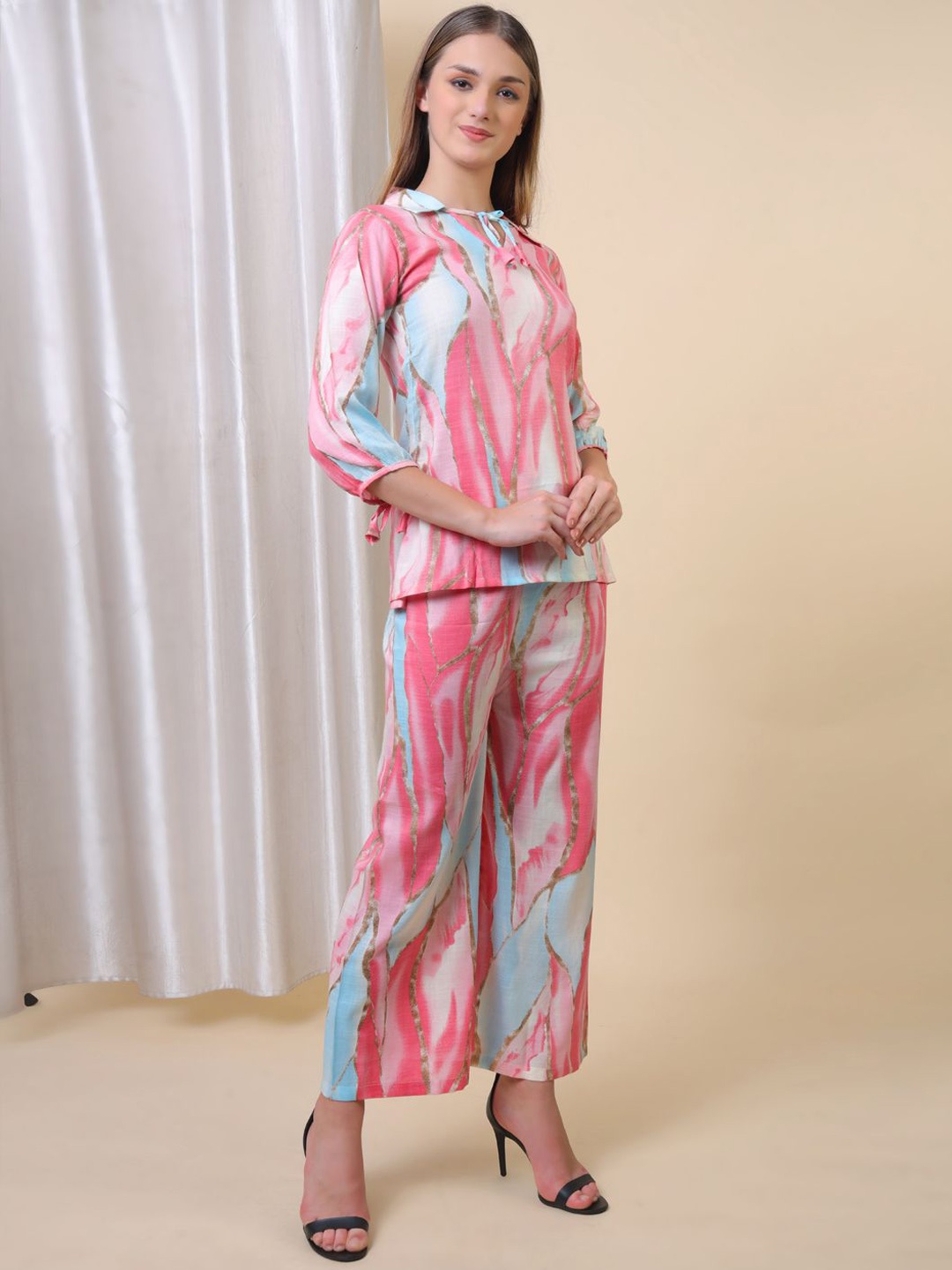 

Xivir Printed Tunic And Trousers Set, Pink