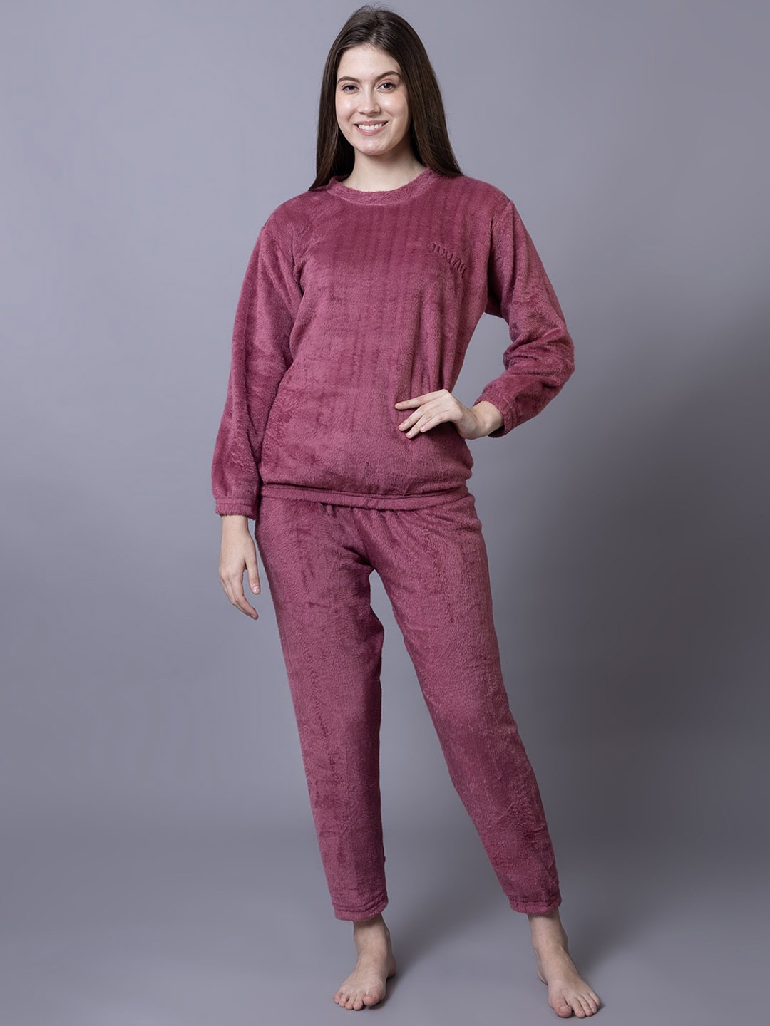 

AVYAY Women Long Sleeves Round Neck Night suit, Peach