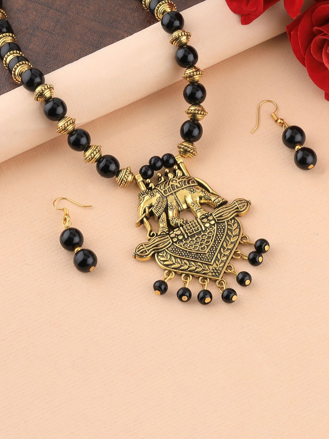 

Silver Shine Brass-Plated Pearls Beaded Oxidised Jewellery Set, Gold
