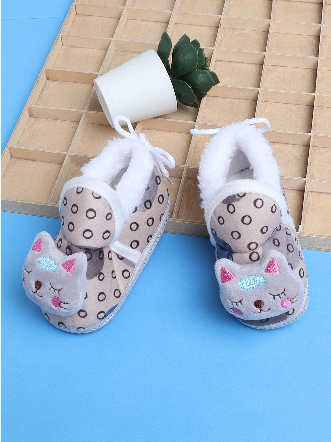 

Baby Moo Girls Cotton Booties, Beige