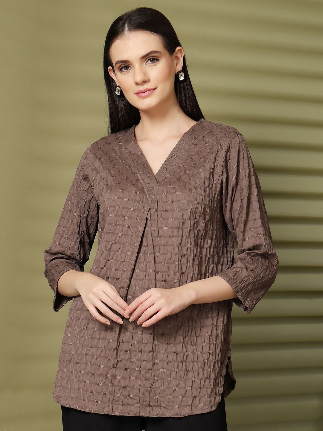 

plusS Women Casual Top, Brown