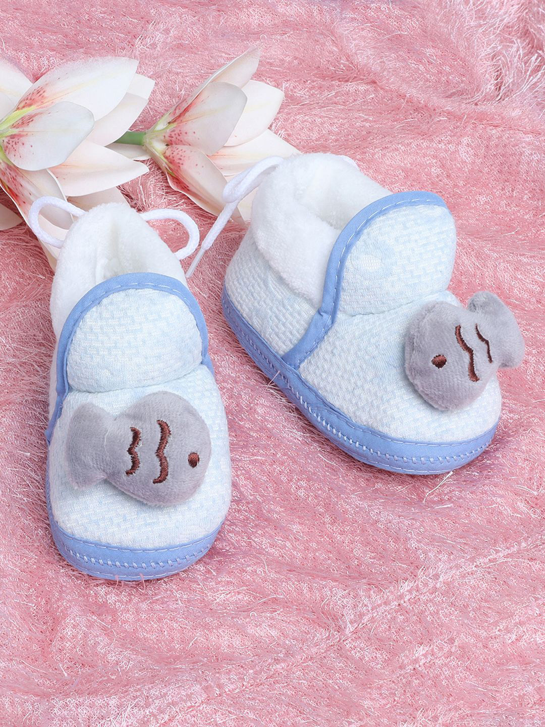 

Baby Moo Boys Self Design Cotton Booties, Blue