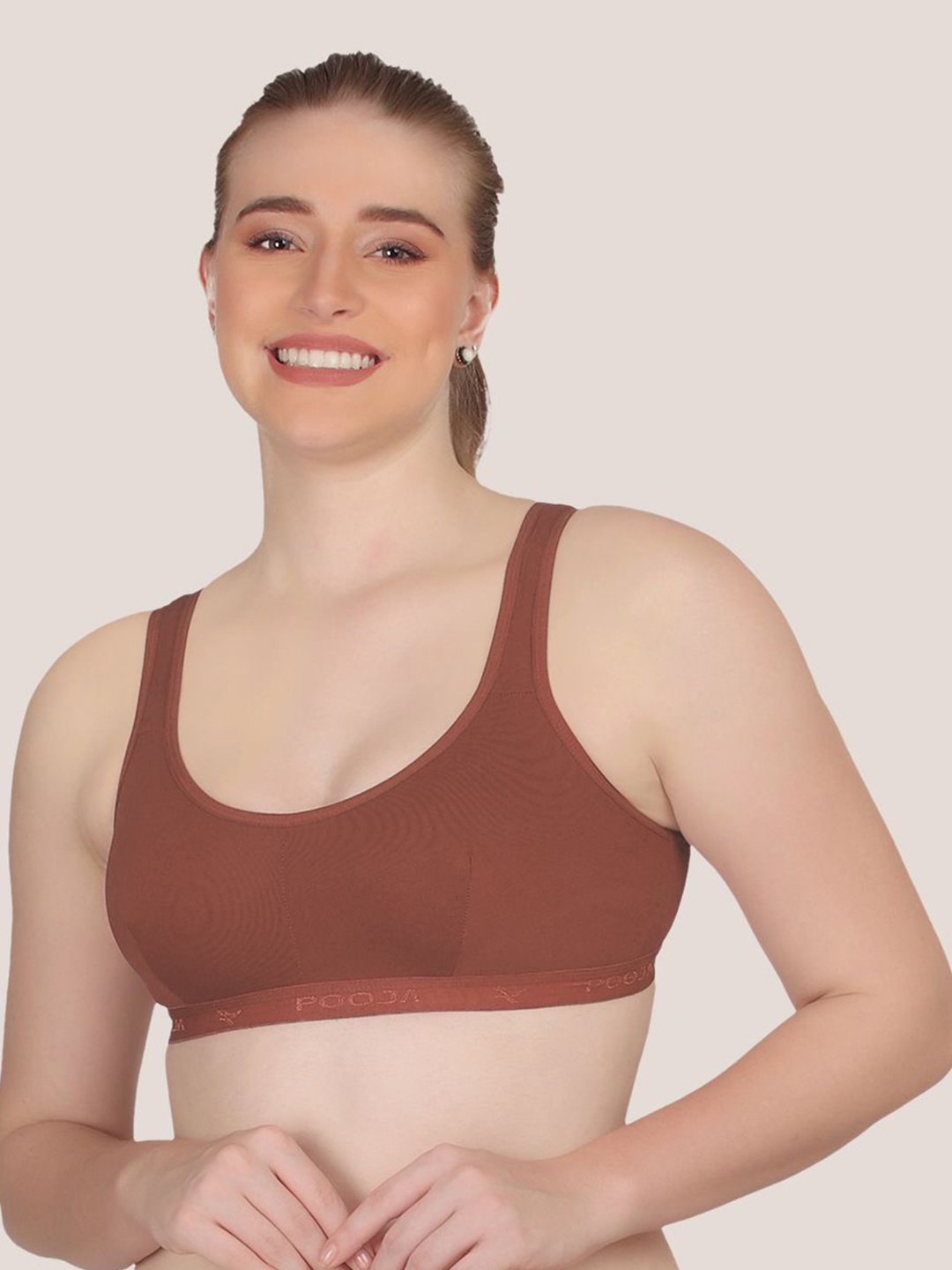 

POOJA RAGENEE Solid Full Coverage Workout Bra, Brown