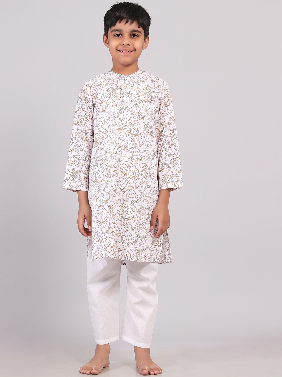 

TJORI Boys Floral Printed Regular Pure Cotton Kurta with Pyjamas, Brown