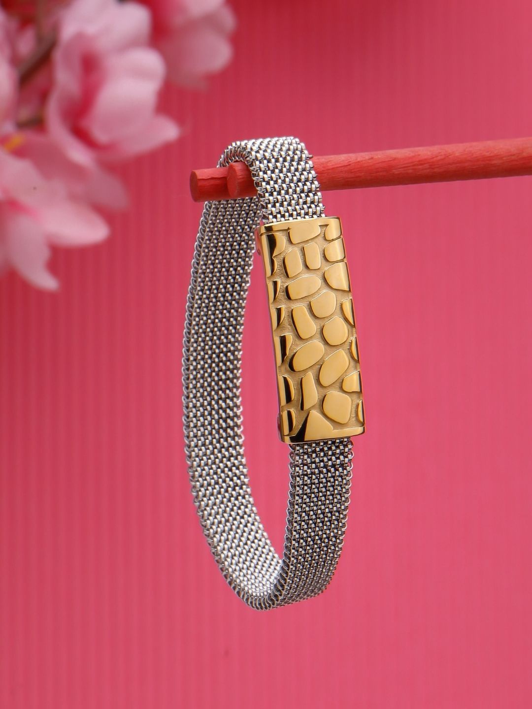 

PYLON Men Gold-Plated Stainless Steel Elasticated Bracelet, Silver
