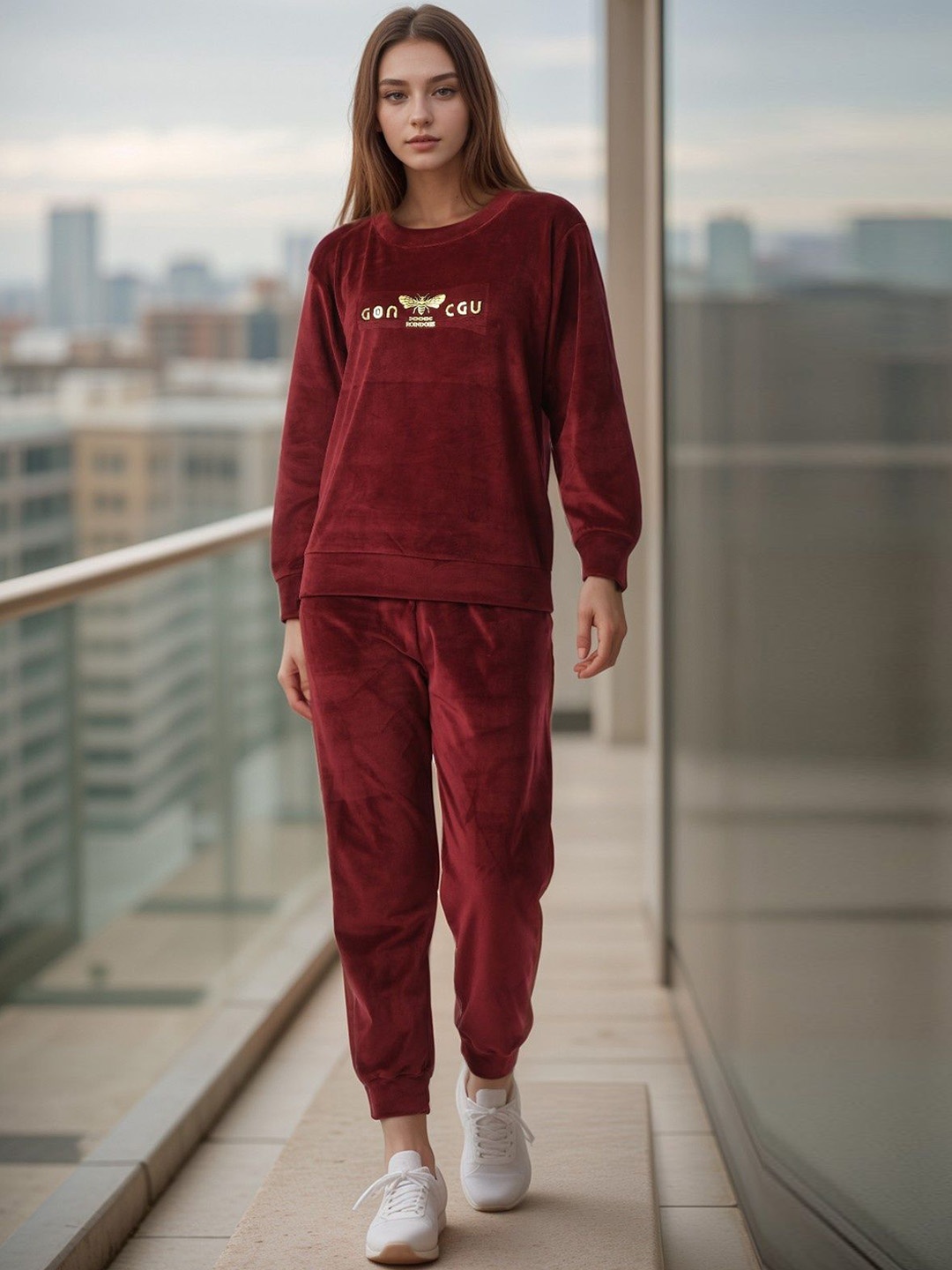 

BAESD Printed Round Neck long Sleeves Sweatshirt & Jogger, Maroon