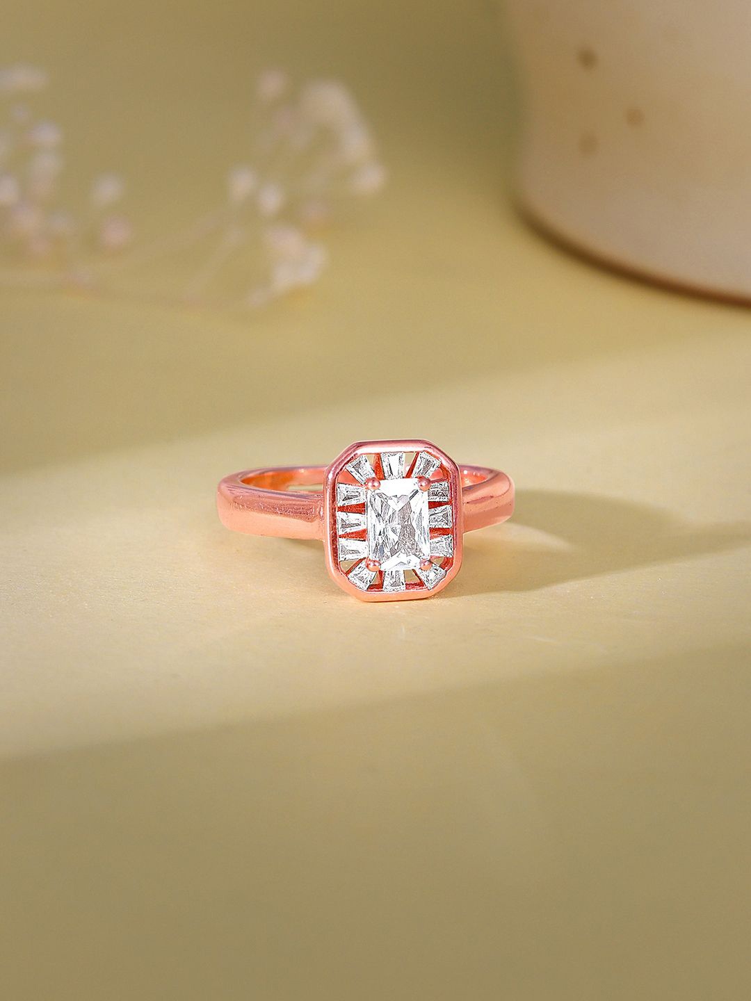 

GIVA 925 Sterling Silver Rose Gold-Plated Stone-Studded Finger Ring