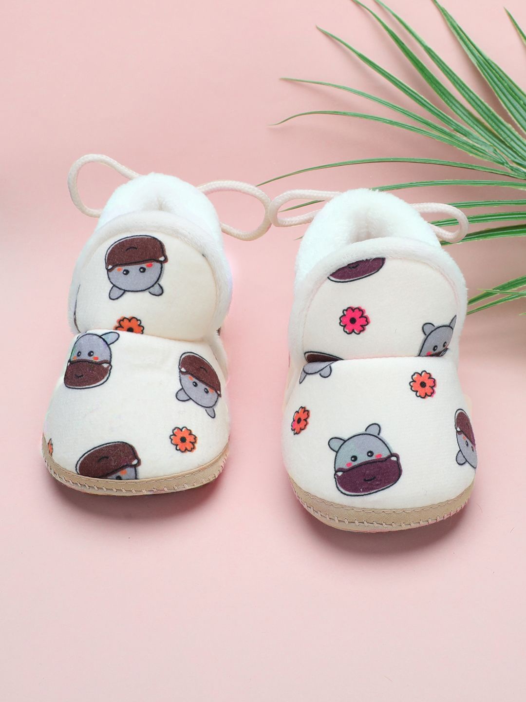 

Baby Moo Boys Cotton Booties, Beige