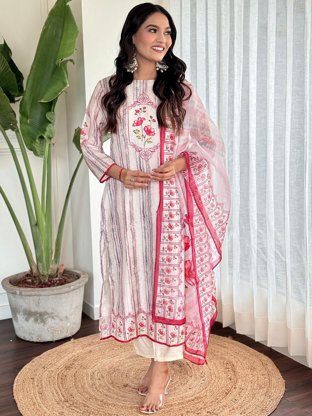 

THE52 Floral Printed Straight Kurta With Trousers & Dupatta, Red