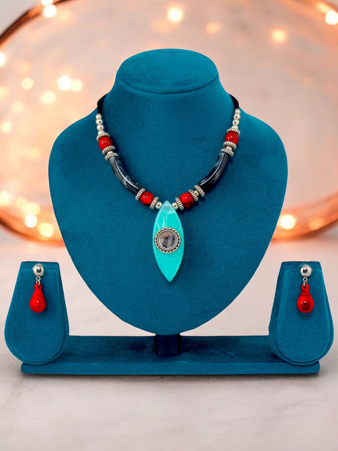 

LUCKY JEWELLERY Beaded Tribal Necklace and Earrings, Turquoise blue