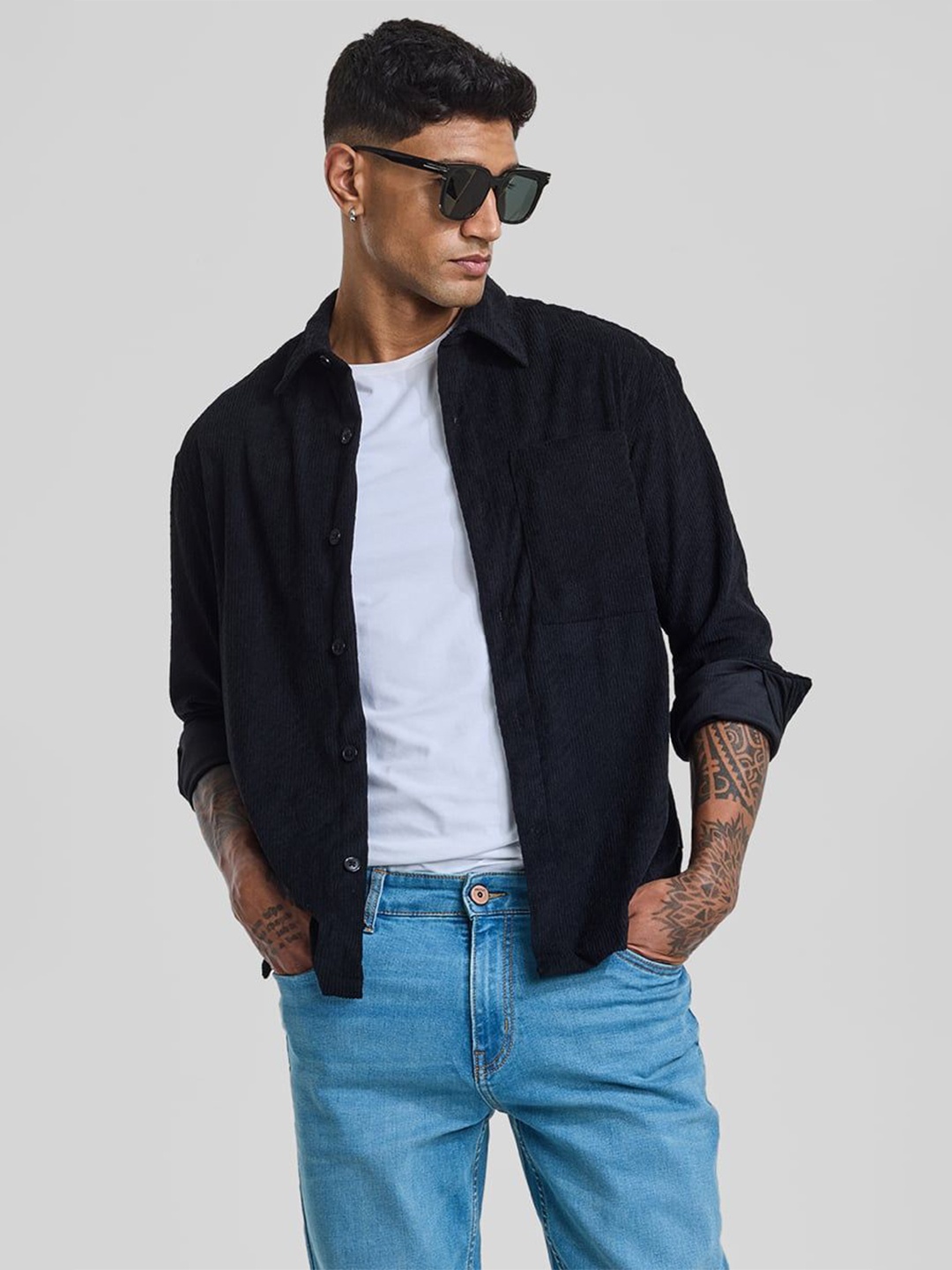 

Snitch Men Smart Spread Collar Solid Slim Fit Casual Shirt, Black