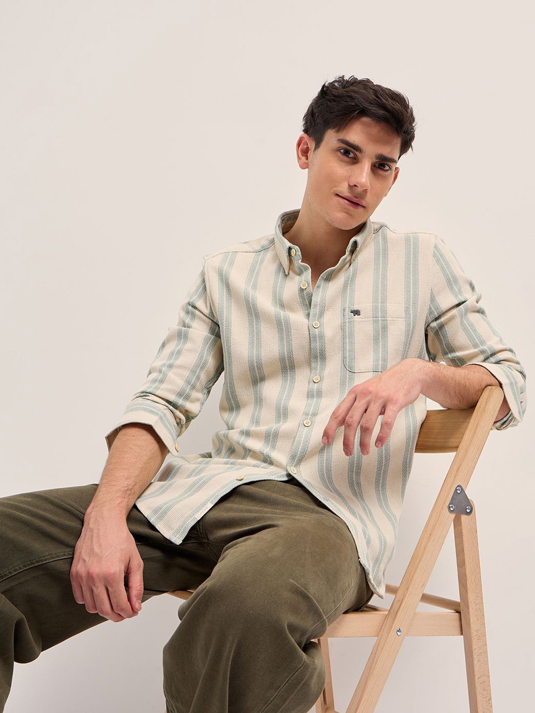 

THE BEAR HOUSE Men Button-Down Collar Multi Striped Slim Fit Casual Shirt, Cream