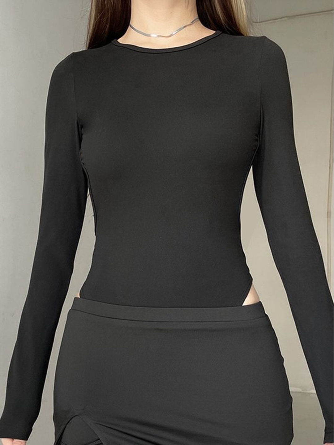 

LULU & SKY Women Round Neck Open Back Bodysuit Top, Black