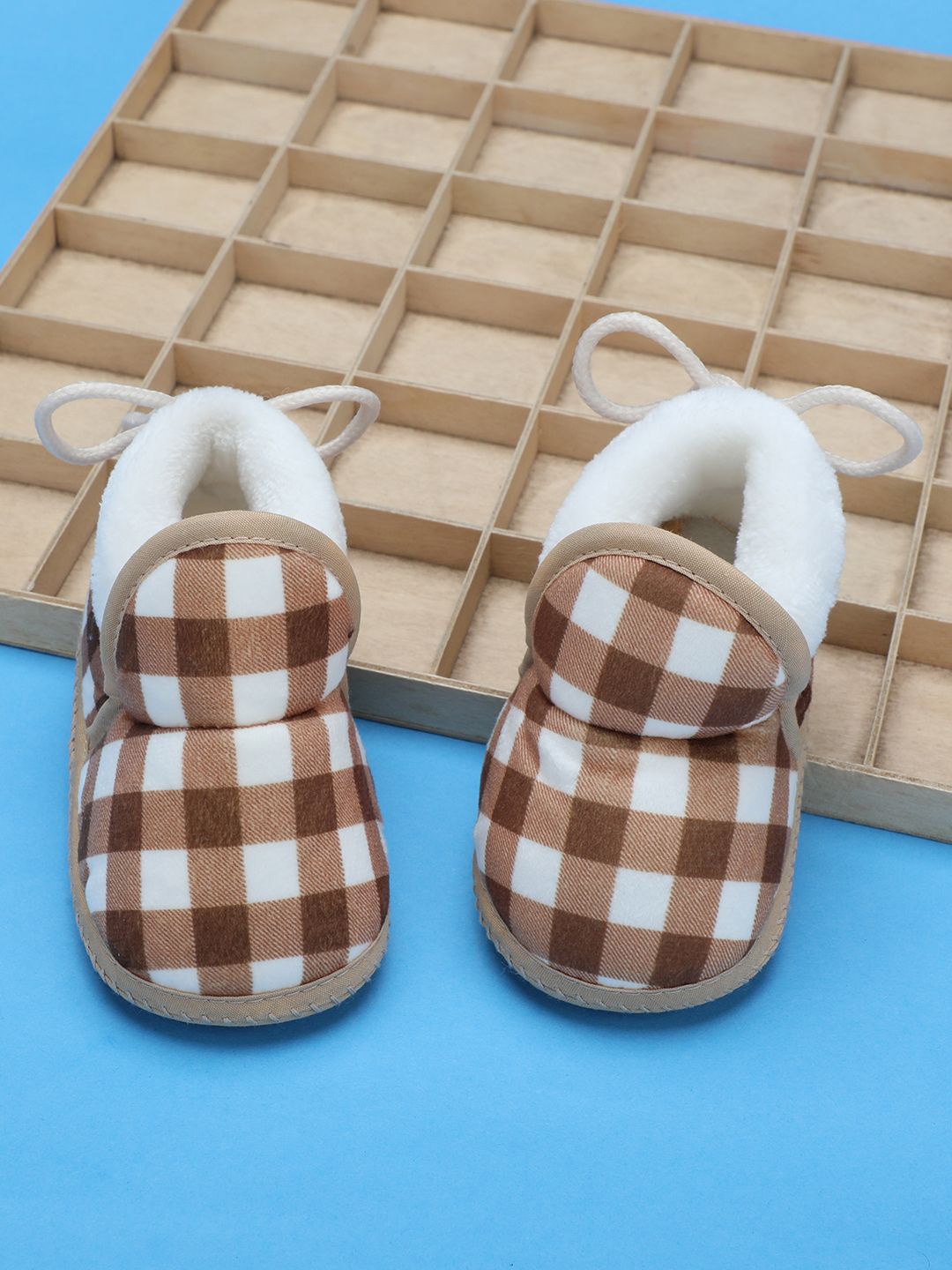 

Baby Moo Kids Cotton Booties, Brown