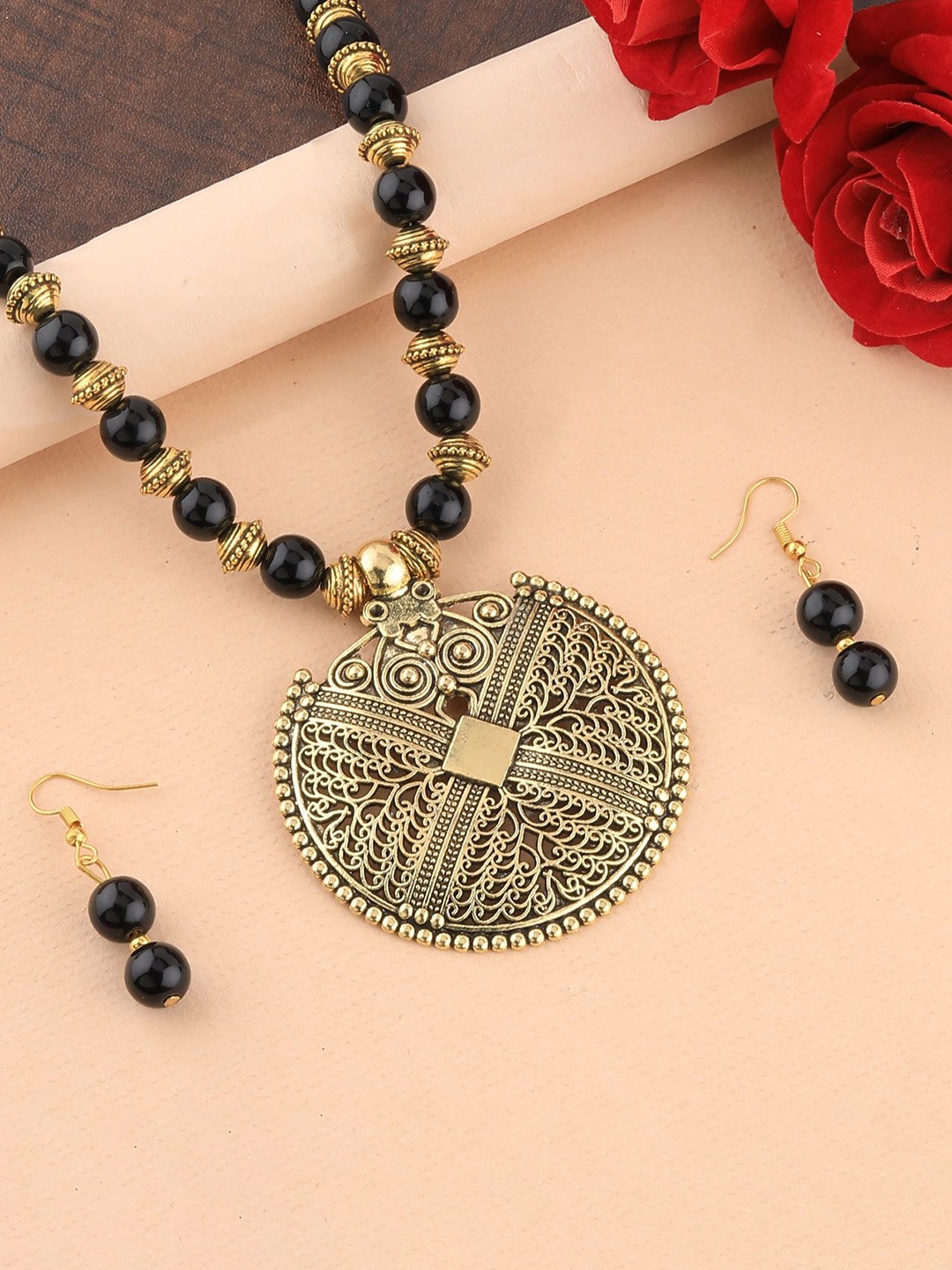 

Silver Shine Oxidised Brass-Plated Pearls Beaded Jewellery Set, Gold