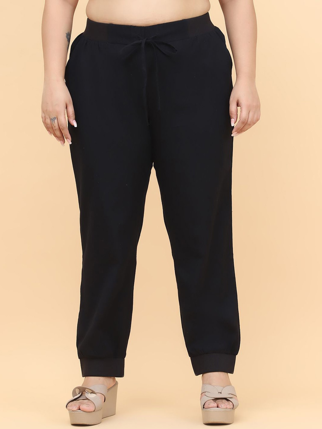 

theRebelinme Women Relaxed High-Rise Easy Wash Trousers, Black