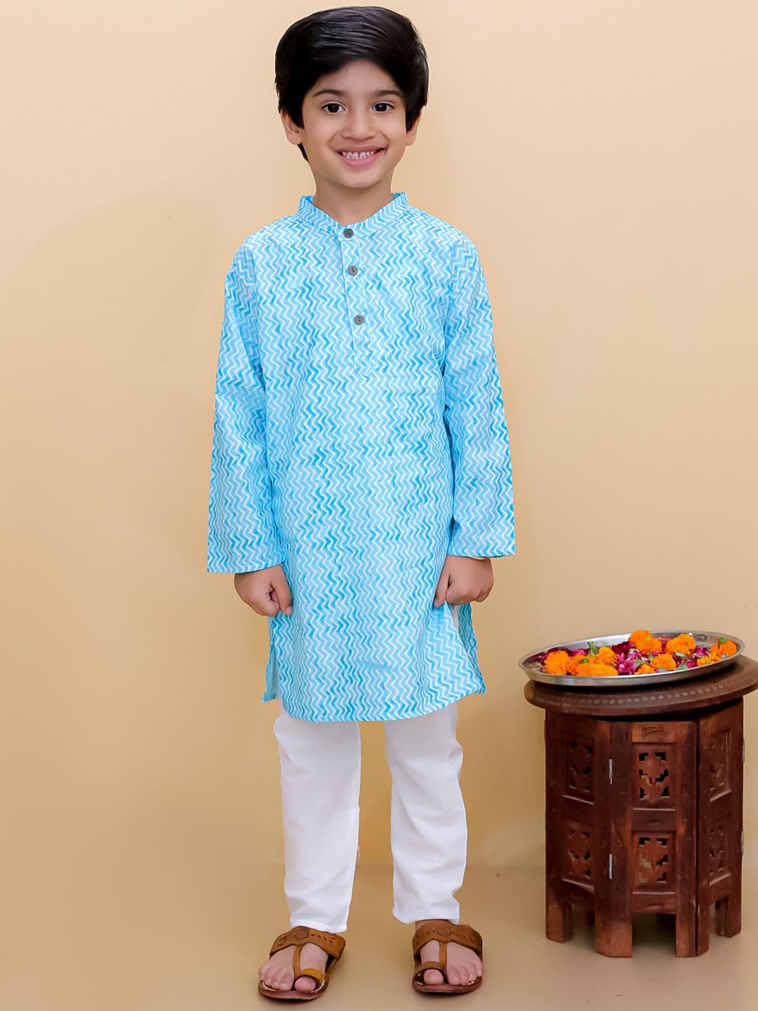 

Bold N Elegant Boys Leheriya Printed Straight Kurta with Pyjamas, Blue