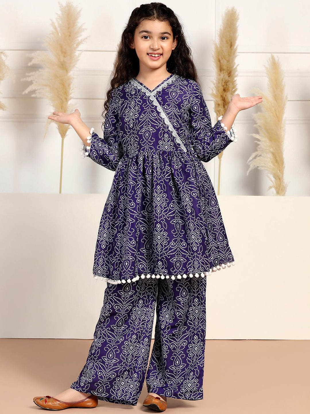 

FASHION DREAM Girls Bandhani Printed A-Line Kurta With Trousers, Blue