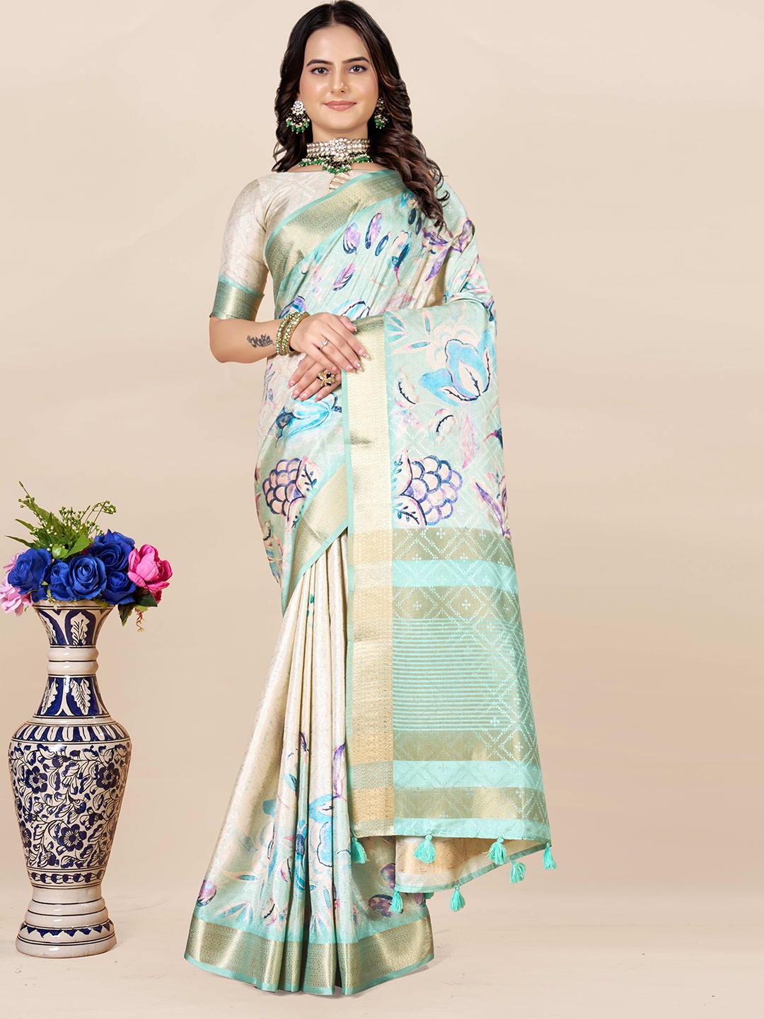 

ETHNIC TODAY Abstract Printed Zari Saree, Turquoise blue