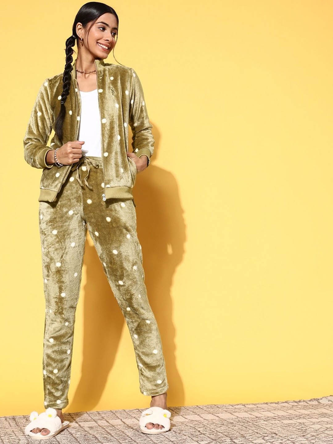 

Sweet Dreams Women Printed Mid-Rise Tracksuit, Green