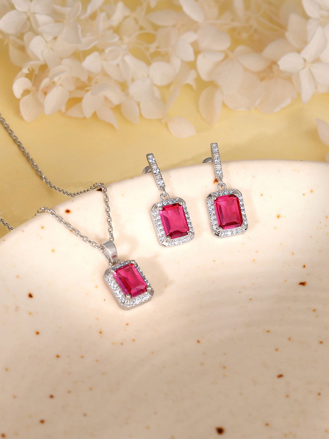 

GIVA 925 Silver Rhodium-Plated Stones Studded Jewellery Set