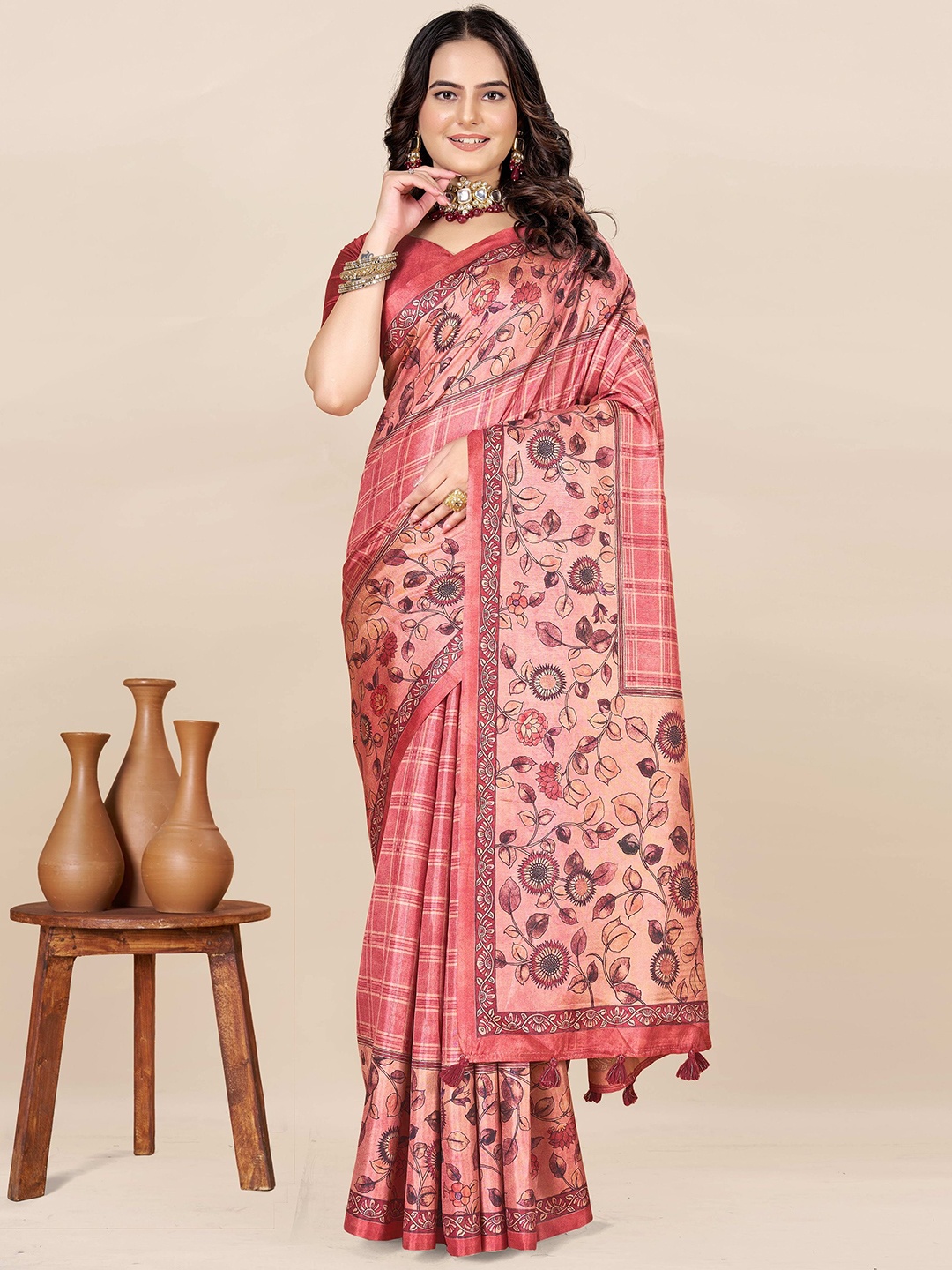 

ETHNIC TODAY Floral Art Silk Saree, Pink