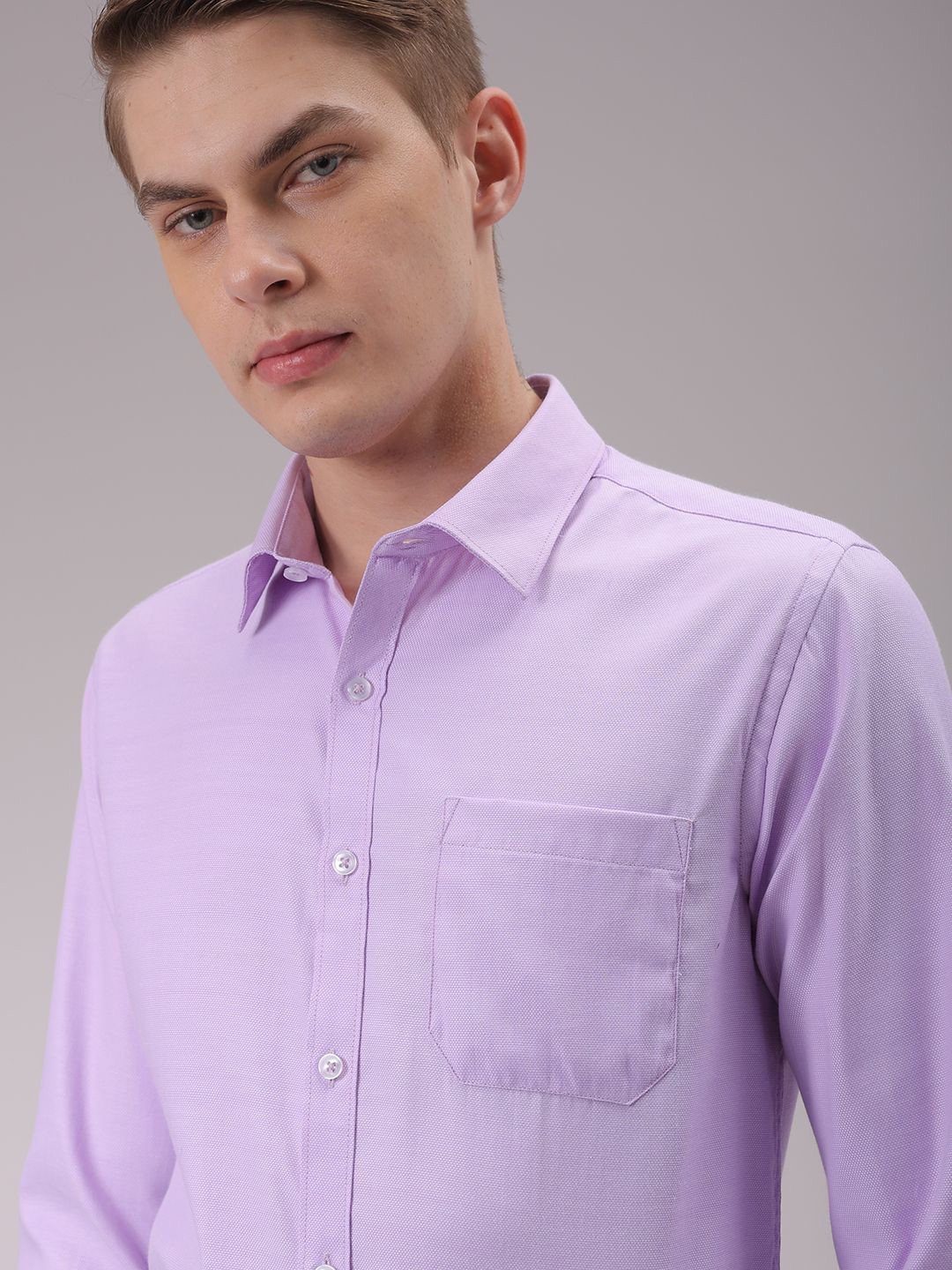 

The Indian Garage Co. X Luxe Men Cutaway Collar Solid Slim Fit Formal Shirt, Lavender