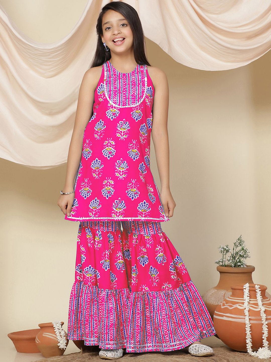 

FASHION DREAM Girls Floral Printed Gotta Patti Straight Kurta With Sharara, Pink