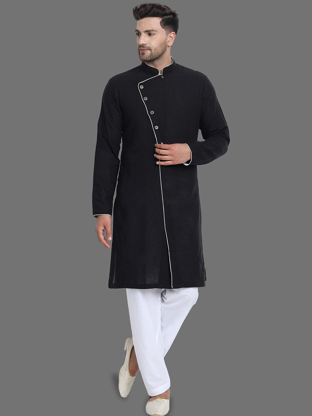 

SKAVIJ Mandarin Collar Angrakha Pure Cotton Straight Kurta With Pyjamas, Black