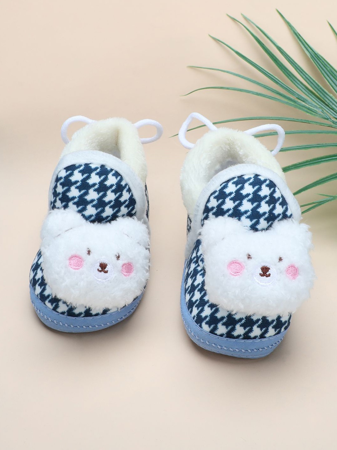 

Baby Moo Boys Cotton Booties, Blue