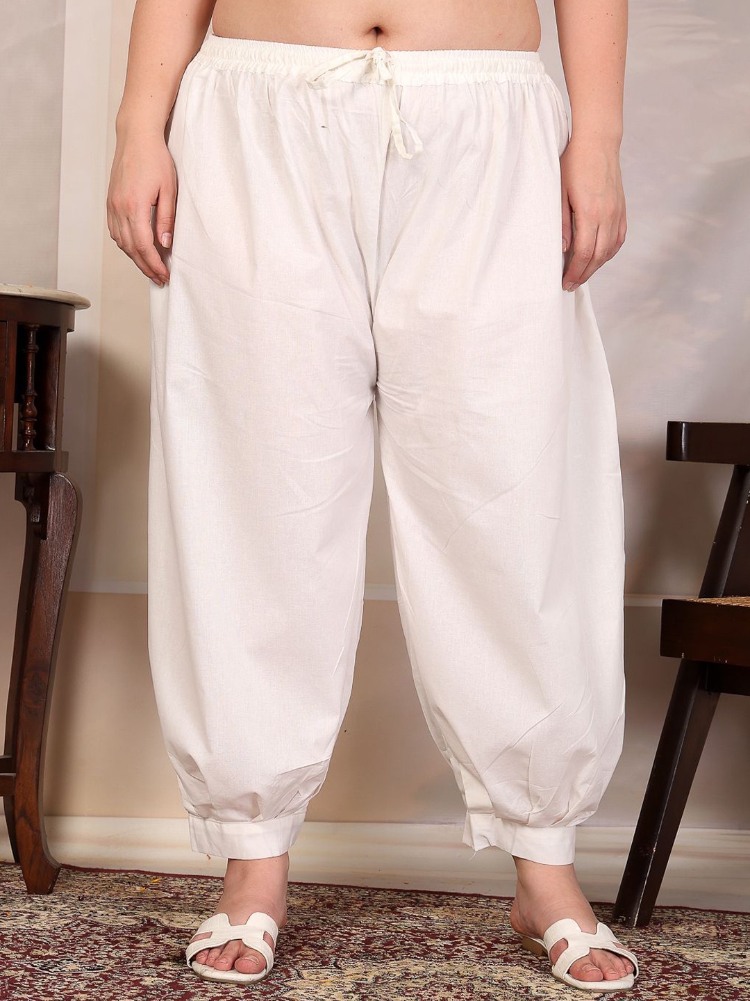

CLORA CREATION PLUS Women Loose Fit Cotton Plus Size Salwar, White