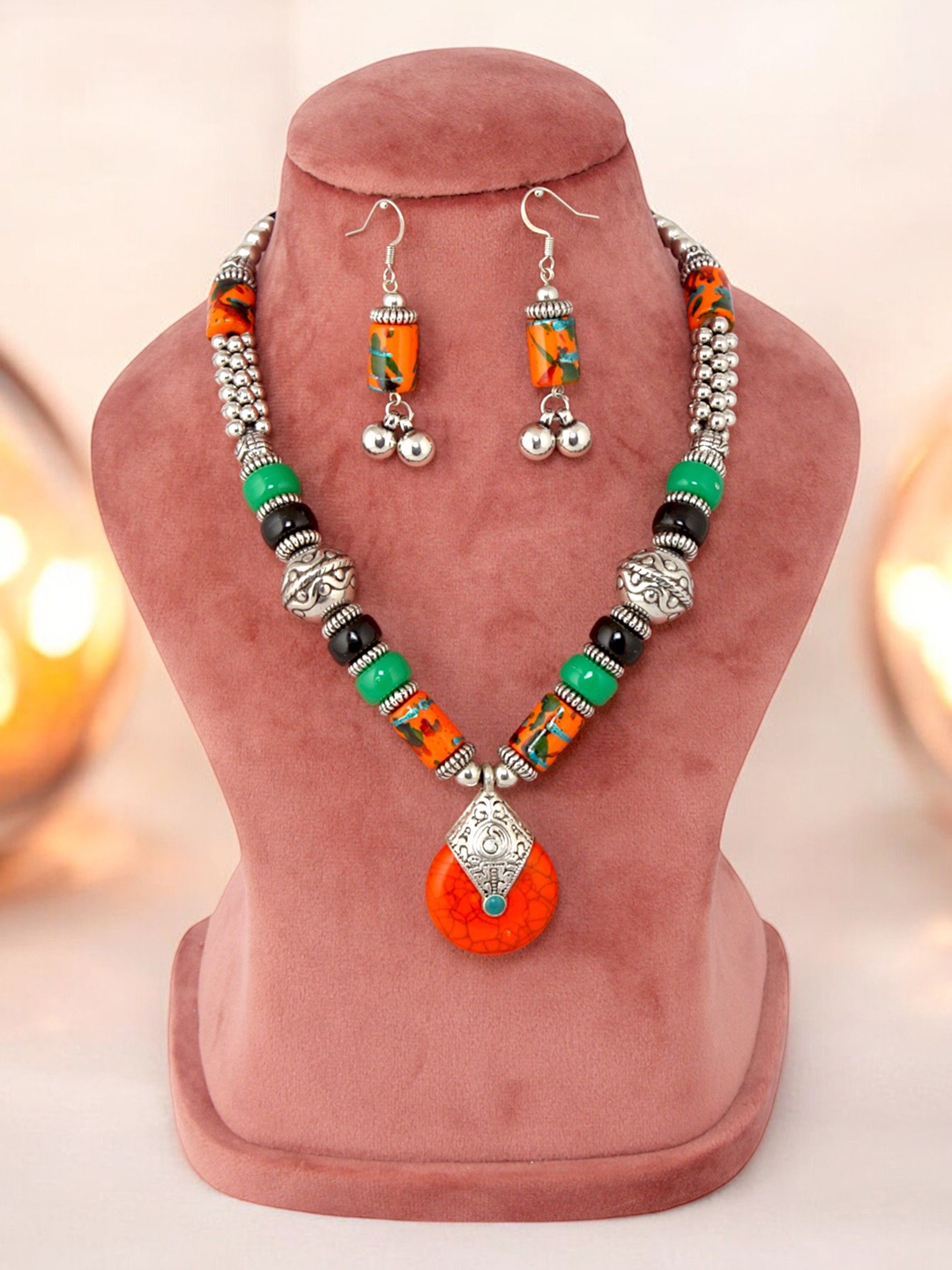 

LUCKY JEWELLERY Beaded Tribal Necklace and Earrings, Silver