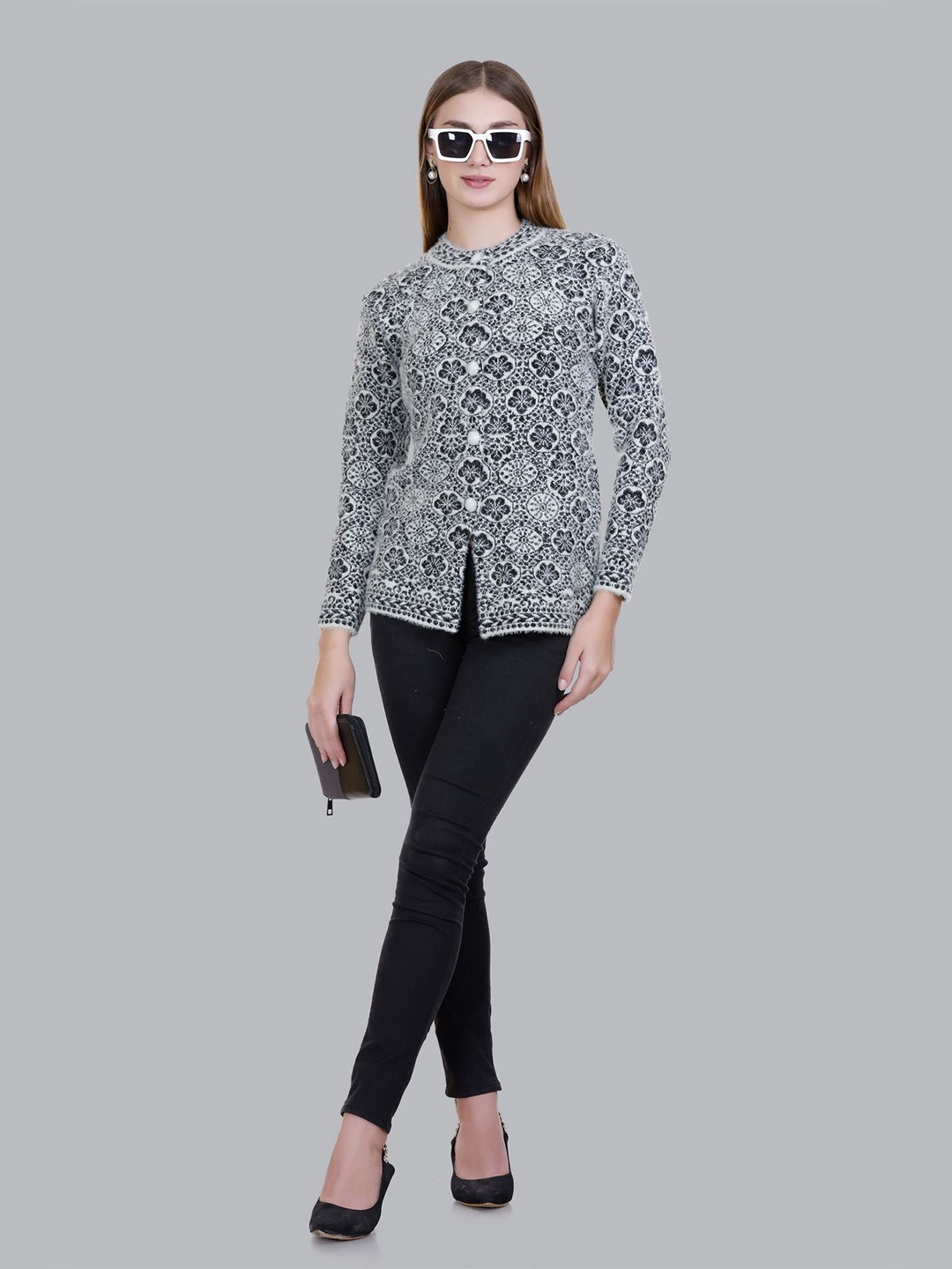 

SOSHAGUN OSWAL Women Floral Woollen Sweaters, Grey