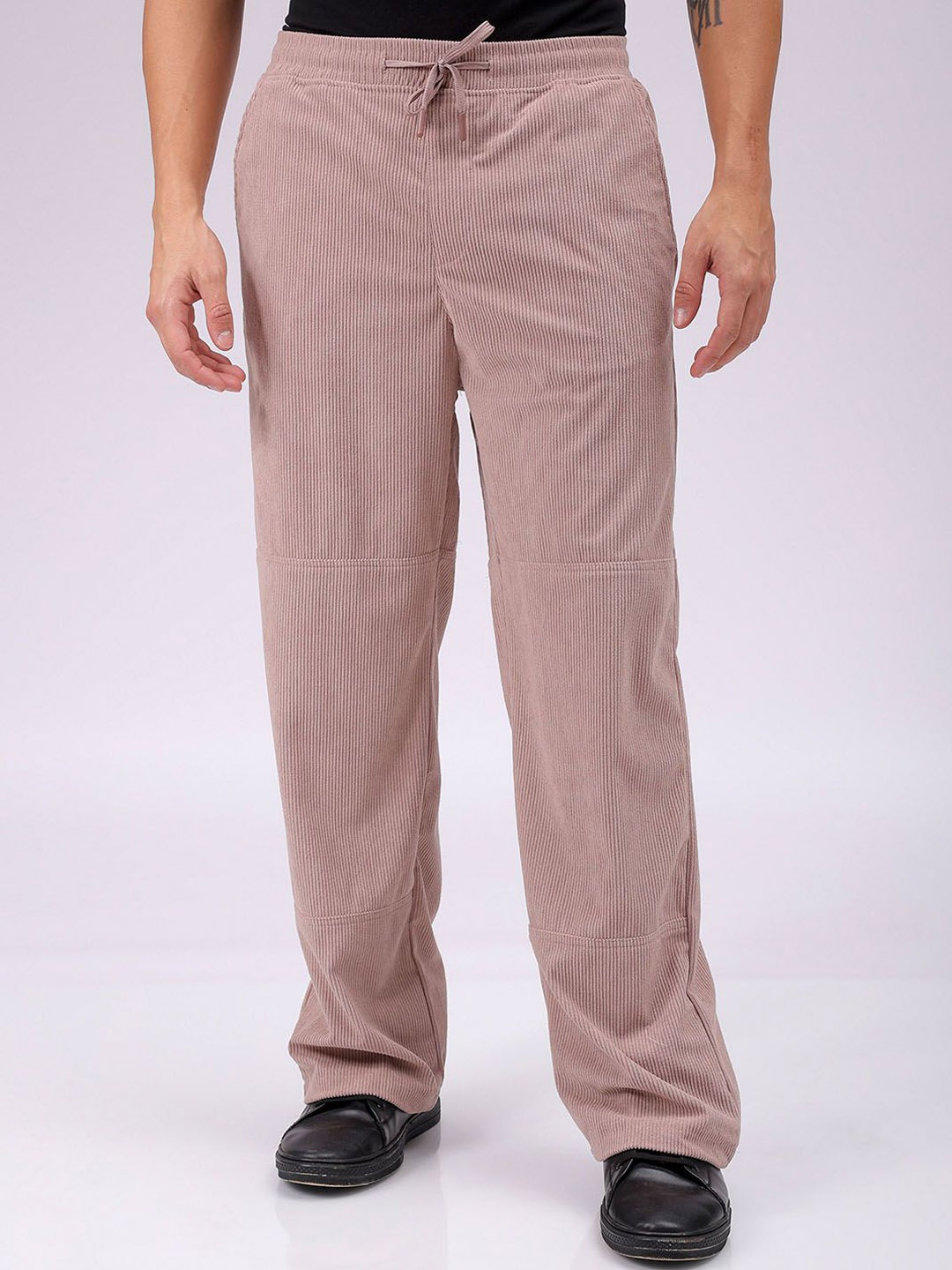 

The Indian Garage Co Men Loose Fit Joggers Trousers, Purple
