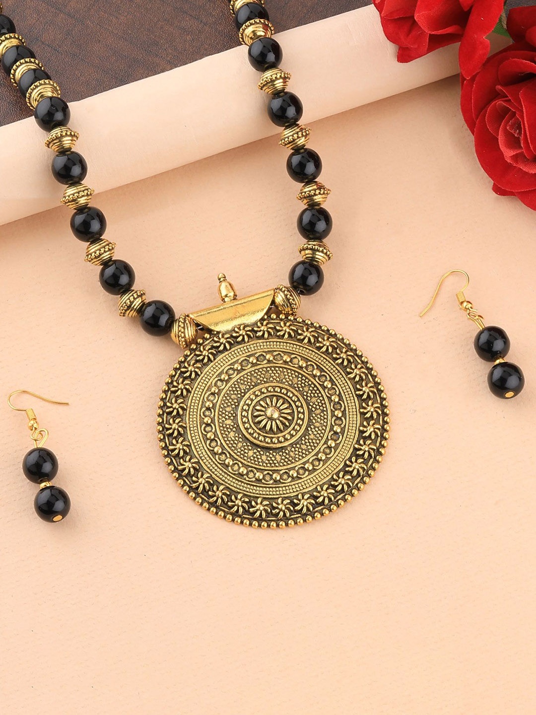 

Silver Shine Brass-Plated Pearls Beaded Antique Jewellery Set, Gold