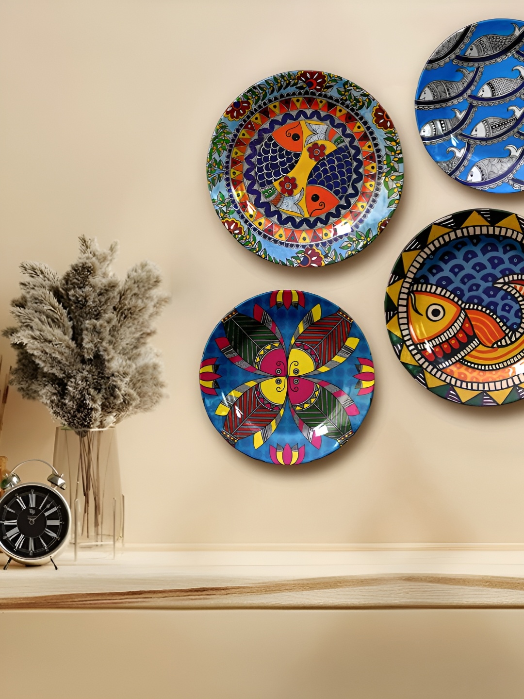 

JIKRAA Madhubani 4 Pcs Red & Green Printed Ceramic Wall Plates, Blue
