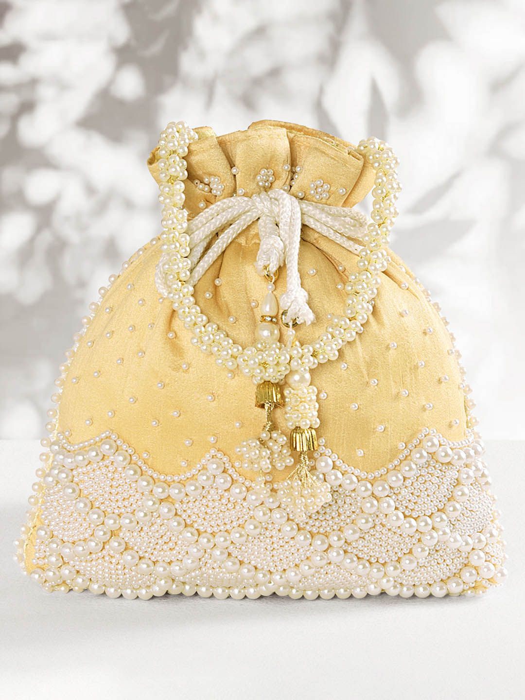 

Peora Embellished Potli Bag, Gold