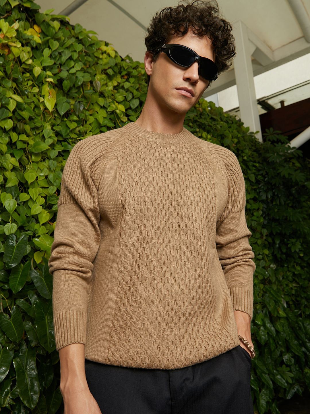 

Campus Sutra Men Camel Hive-Knit Pullover Sweater, Beige