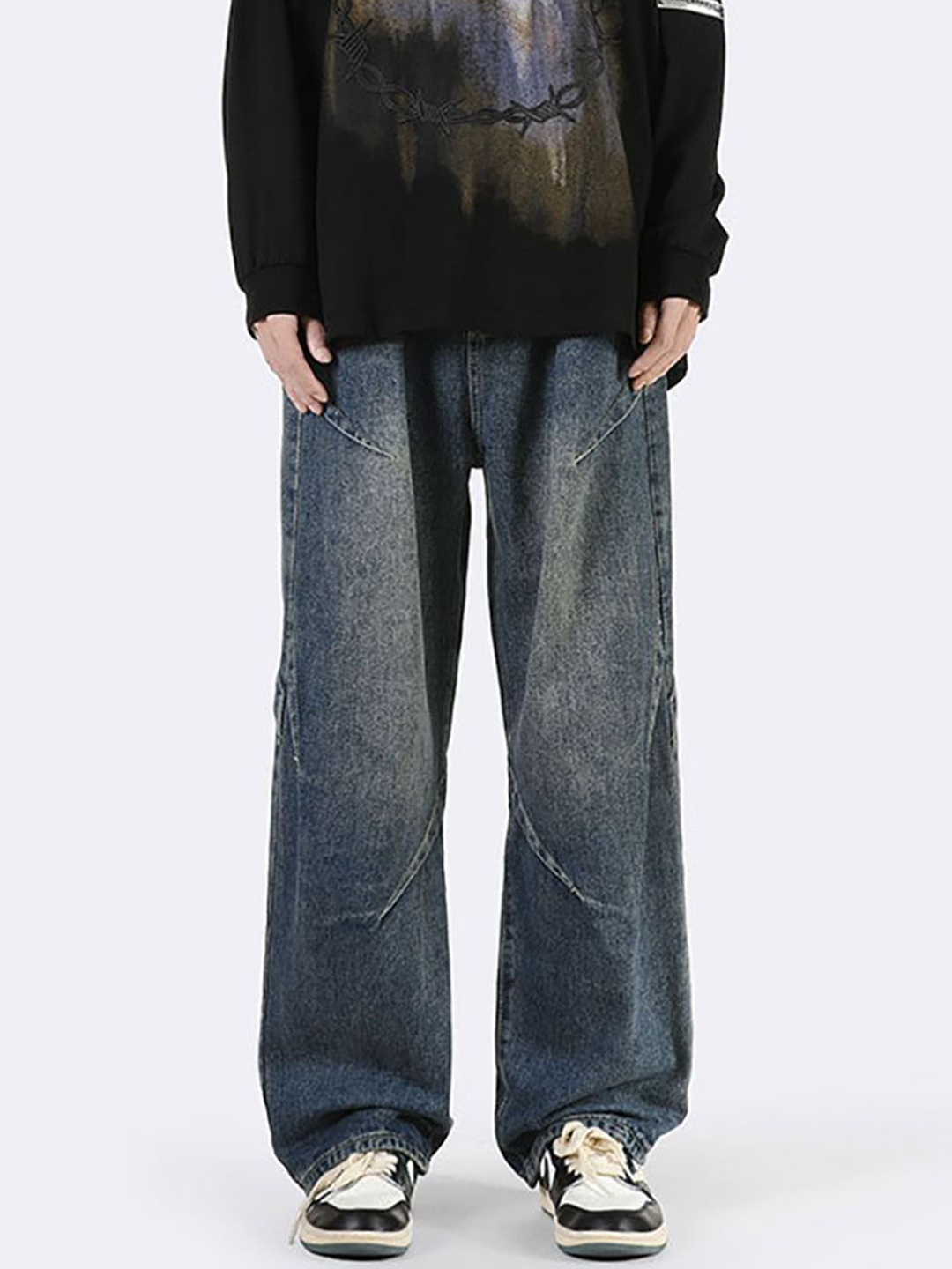 

StyleCast x Revolte Men Relaxed Fit Clean Look Light Fade Jeans, Blue