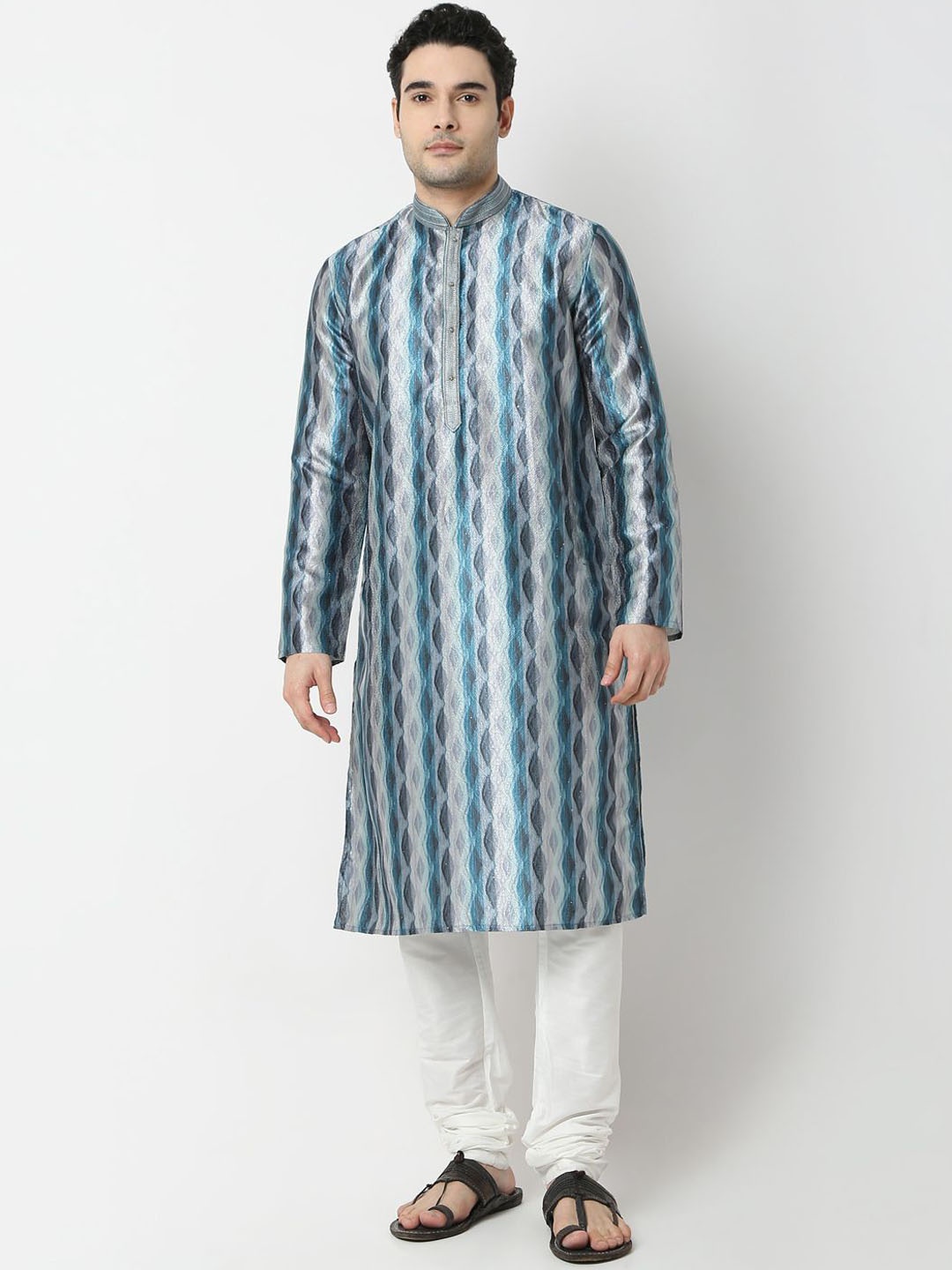 

Ethnicity Ethnic Motifs Printed Mandarin Collar Straight Kurta and Churidar, Grey