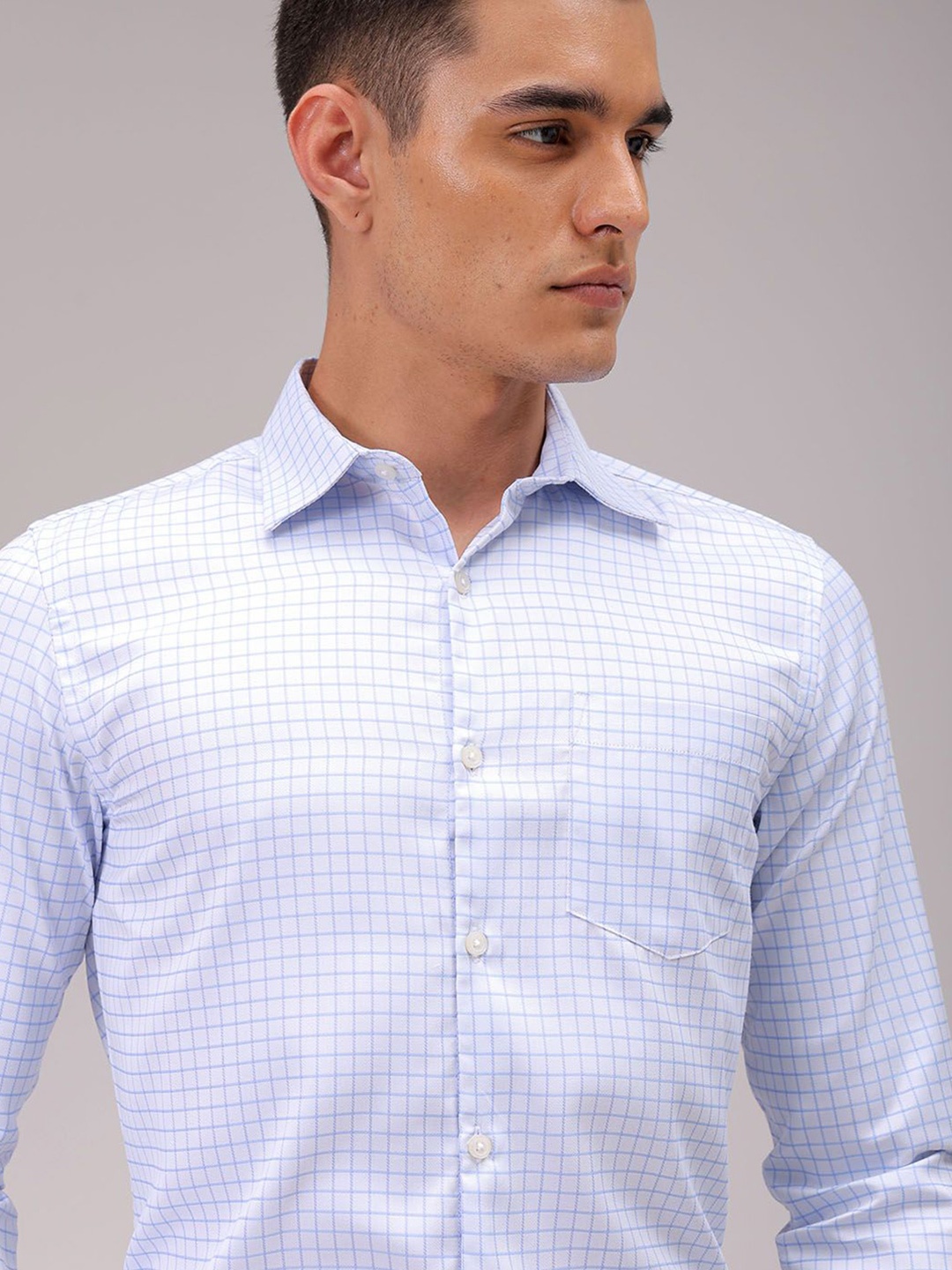 

The Indian Garage Co. X Luxe Men Cutaway Collar Checked Slim Fit Formal Shirt, Blue