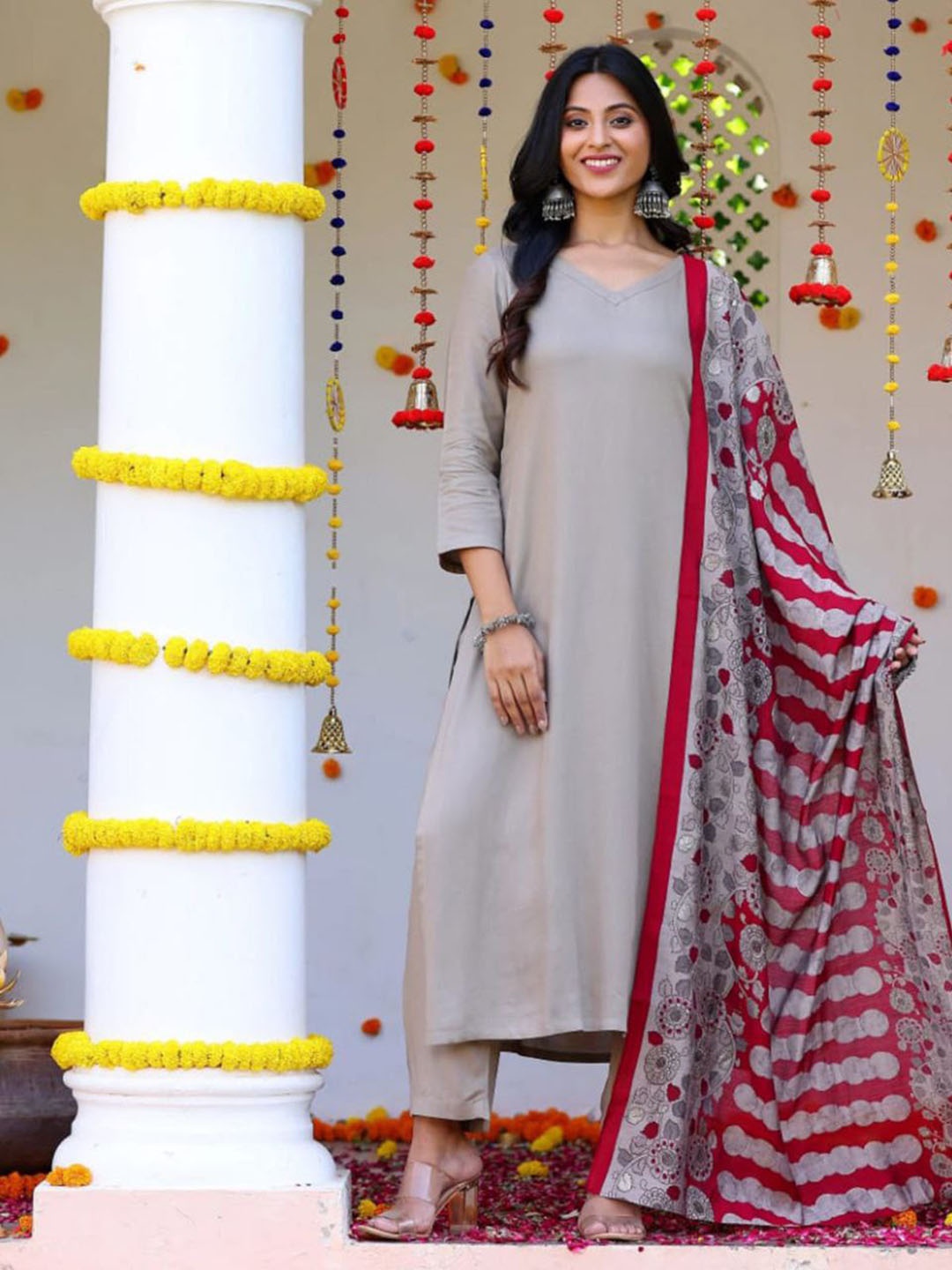 

Jinal & Jinal V-Neck A-Line Kurta With Trousers & Dupatta, Grey