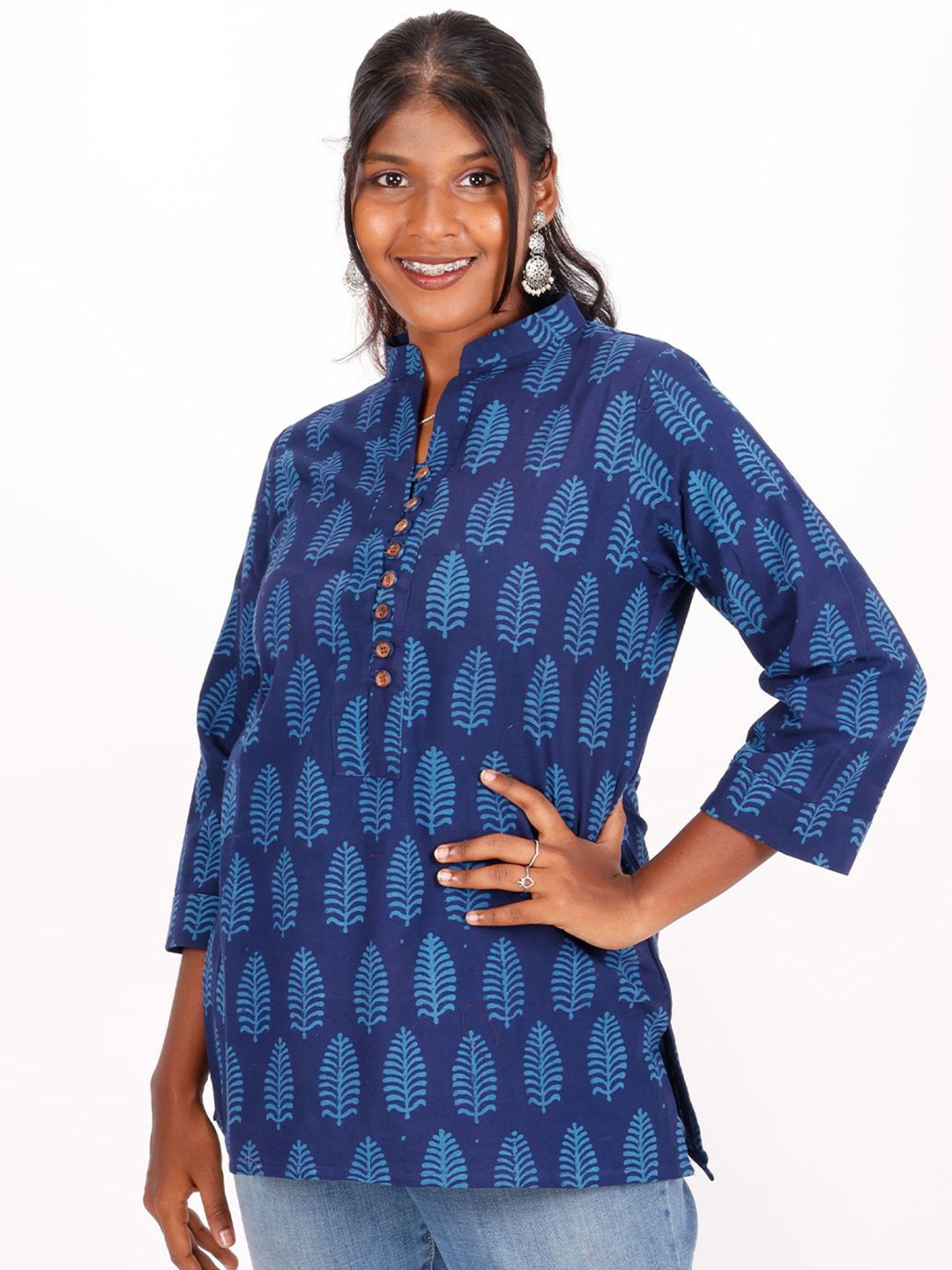 Avishya Ethnic Motifs Printed Pure Cotton Kurti, Blue