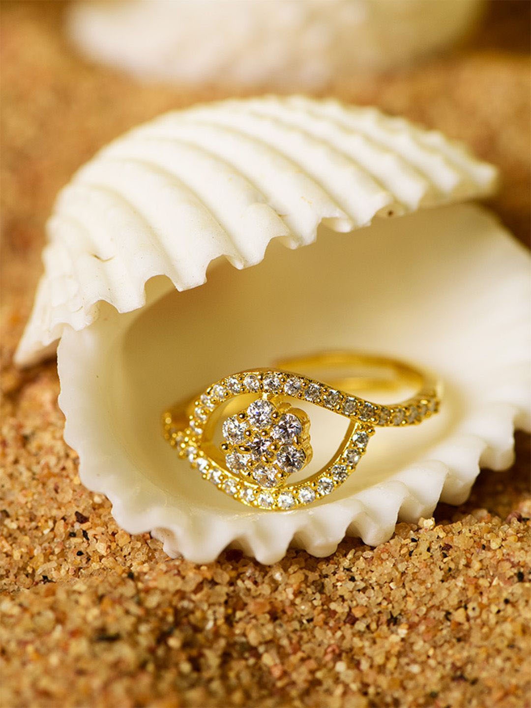 

SHARLEEZ Gold-Plated American Diamond-Studded Adjustable Finger Ring