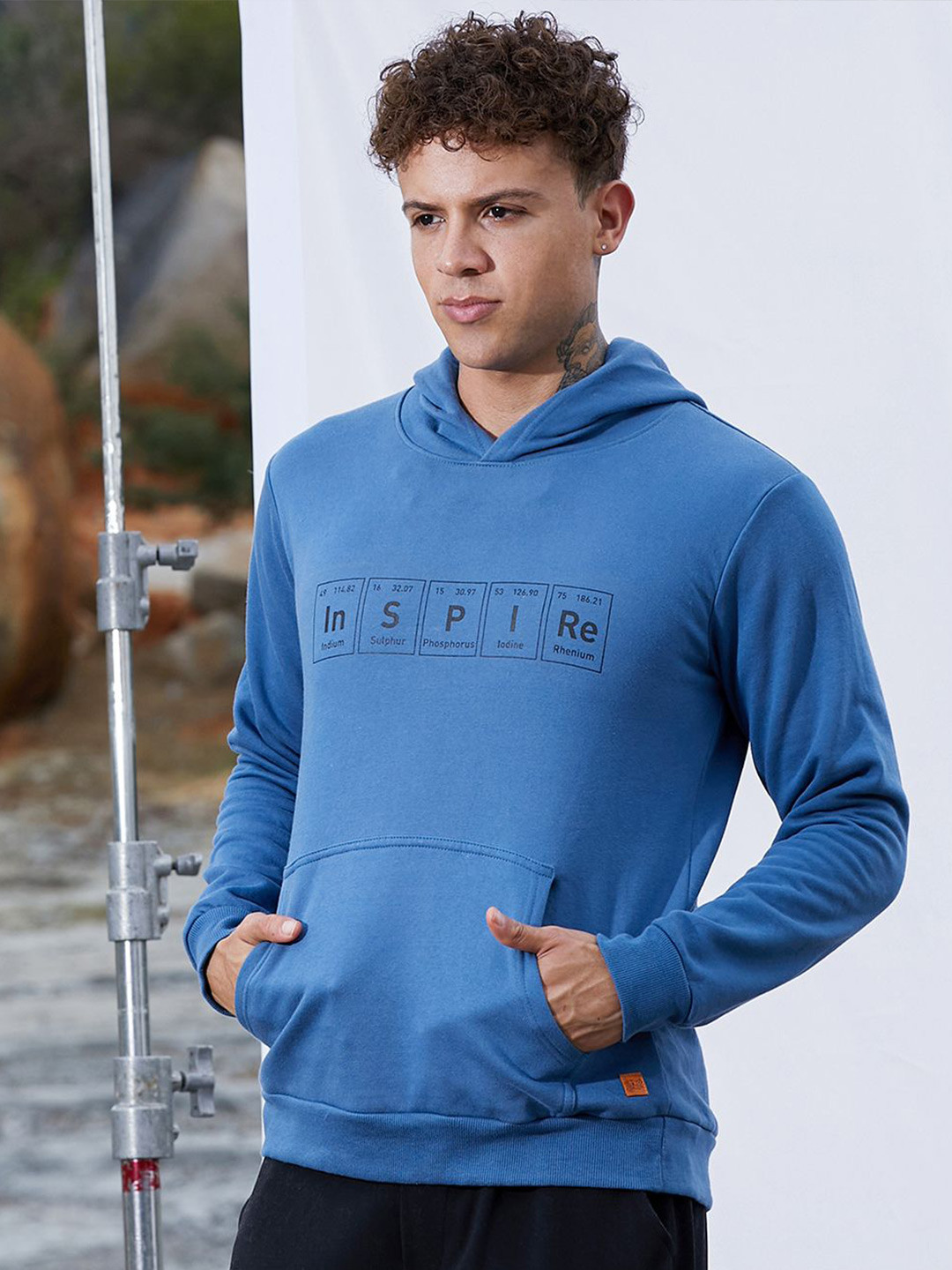 

Campus Sutra Men Cotton Typography Printed Hooded Pullover Sweatshirt, Blue
