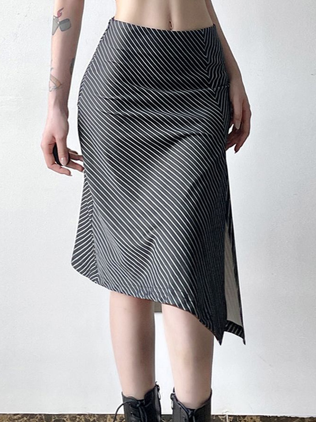

LULU & SKY Women Striped A-Line Knee Length Skirt, Black