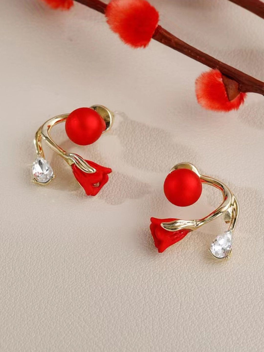 

styledose Sterling Silver Stone Studded Classic Antique Studs, Gold