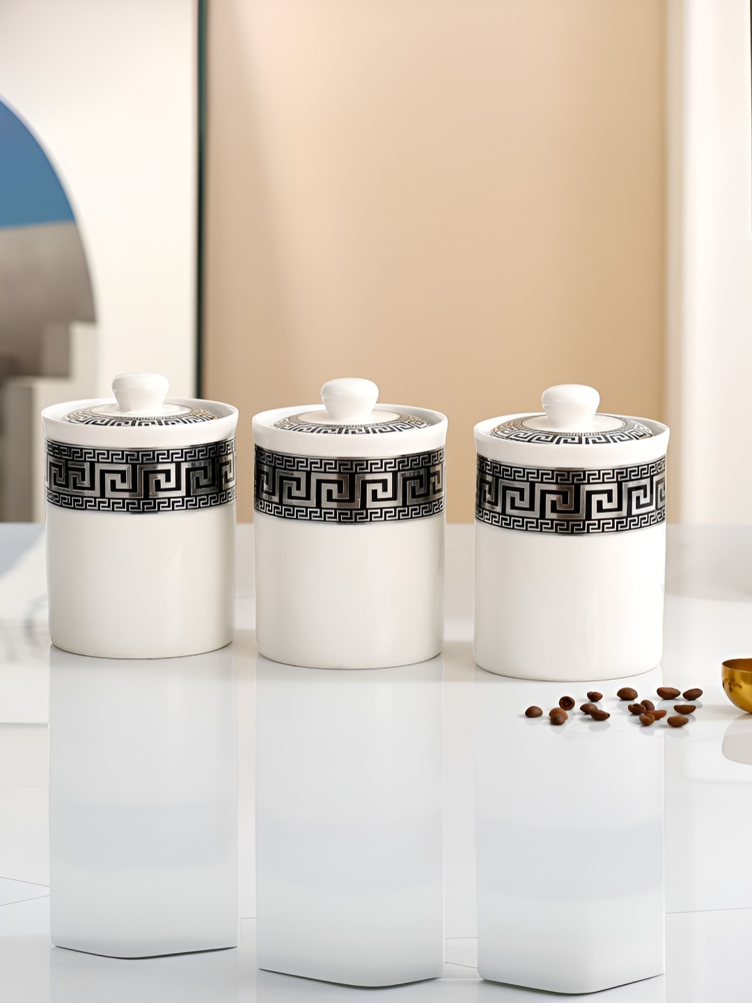 

UMAI White & Silver Toned 3 Pieces Printed Ceramic Container 700ml